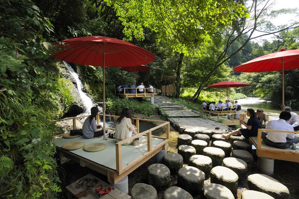 Royal Hotel Yamanaka Onsen Kajikaso Кага Екстериор снимка